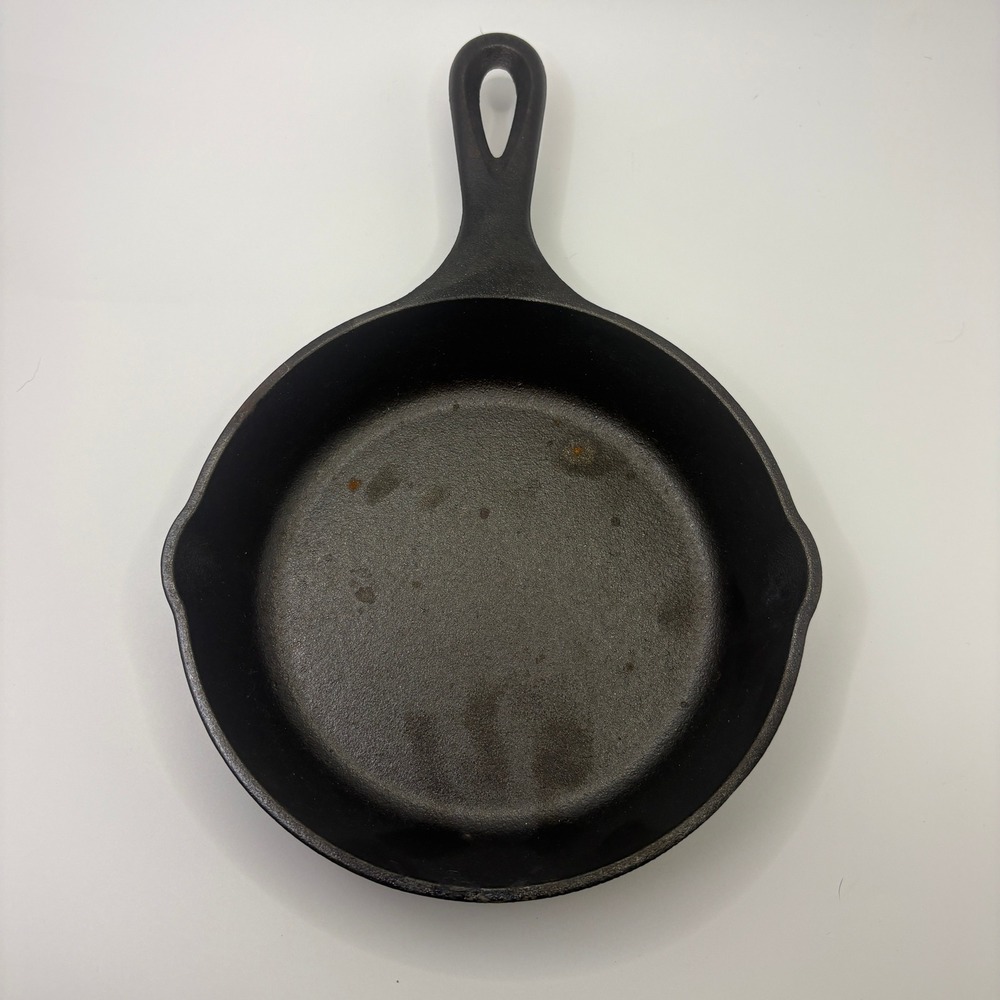 ARC Cast Iron Skillet 6.5 Inch Round Pan with Dual Pour Spouts Black